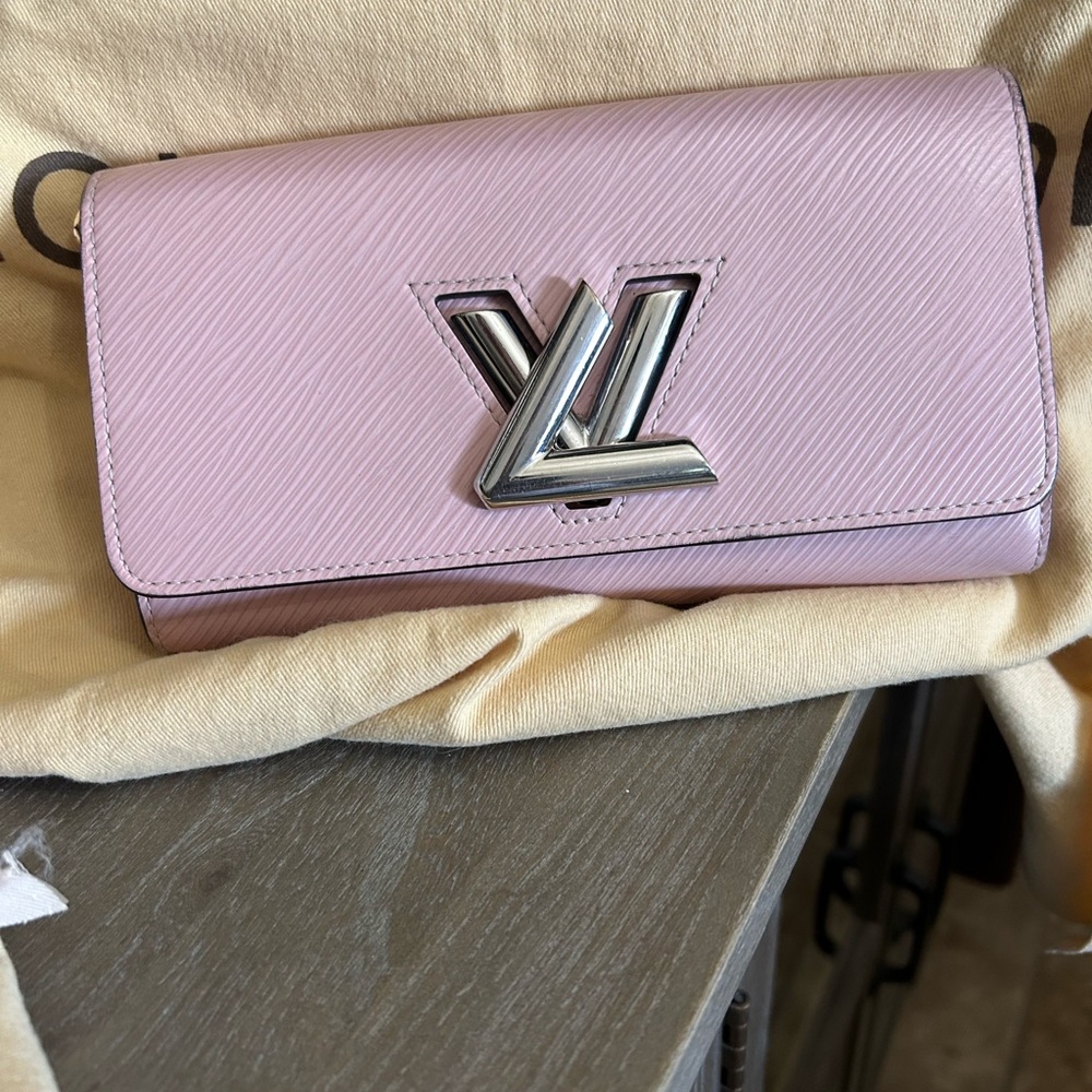 Louis Vuitton Pink Wallet with Silver Twist Lock